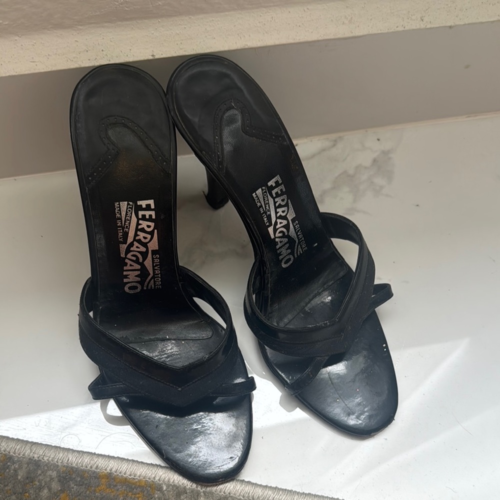Salvatore Ferragamo Black Heels Elegant Strappy Design